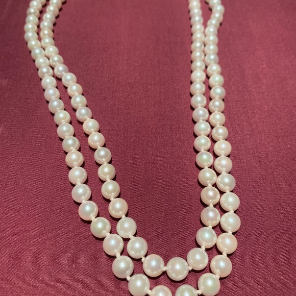 Pearl Necklace Grade AA uniform cultured Pearls 36” - Picture 5 of 5